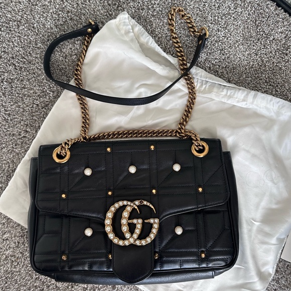 Near perfect condition, Gucci Medium  Maramont pearl purse - Picture 2 of 8